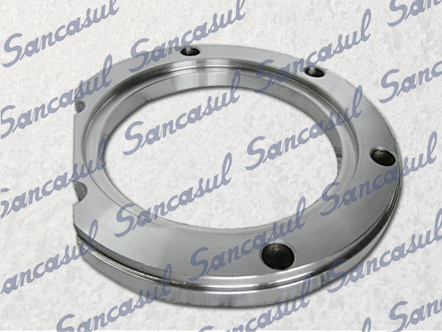 CAGE GUIDE, DISCHARGE VALVE A NH3 (74)